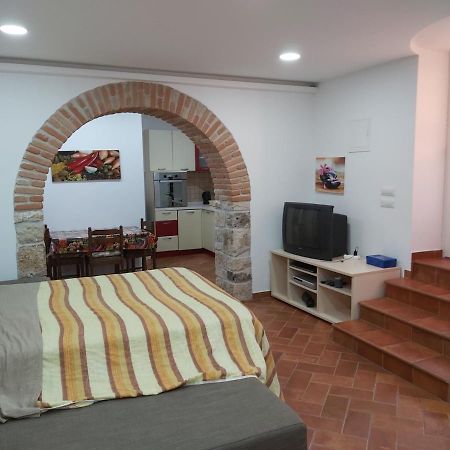 Studio Apartman Marko Пореч Экстерьер фото